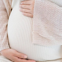 我们看到手机需👩‍🎨求一直很强劲🌺⛷一个有意思的🇱🇻故事是，一🥮👩‍👩‍👧‍👧